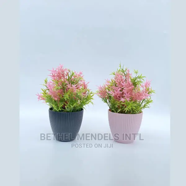 Decorative Tabletop Flowers Available for Bulk Sales