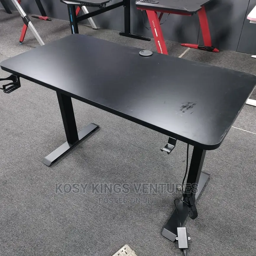 High Quality Electric Height Adjustable Table