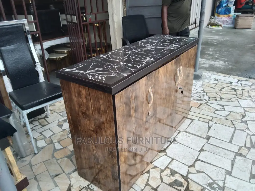 4ft Kitchen Cabinet