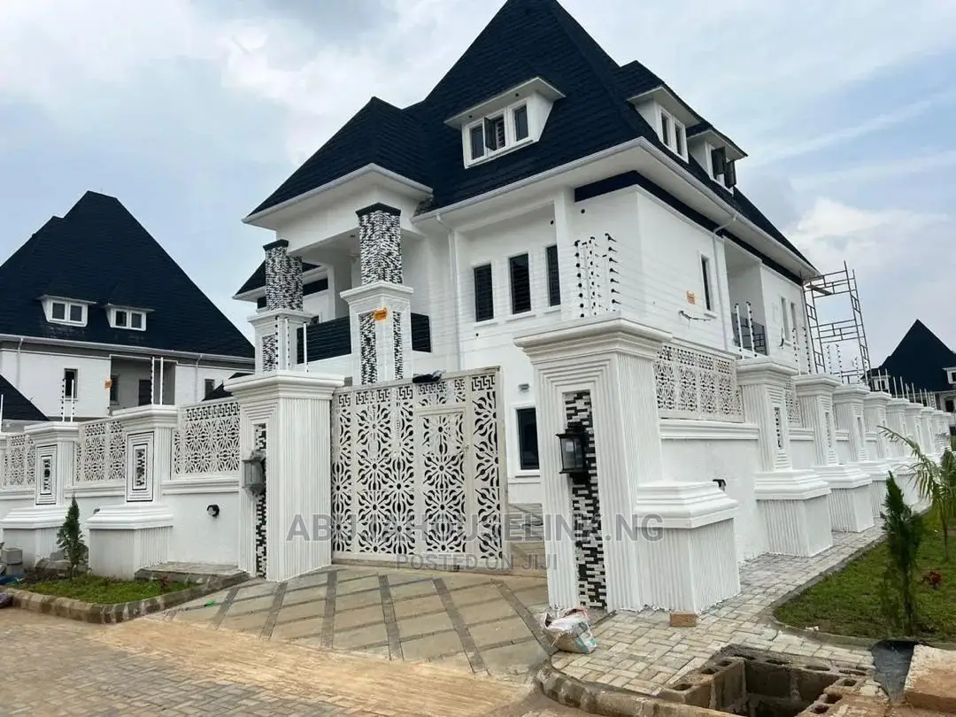 6bdrm Duplex in Efab Metropolis, Gwarinpa for sale