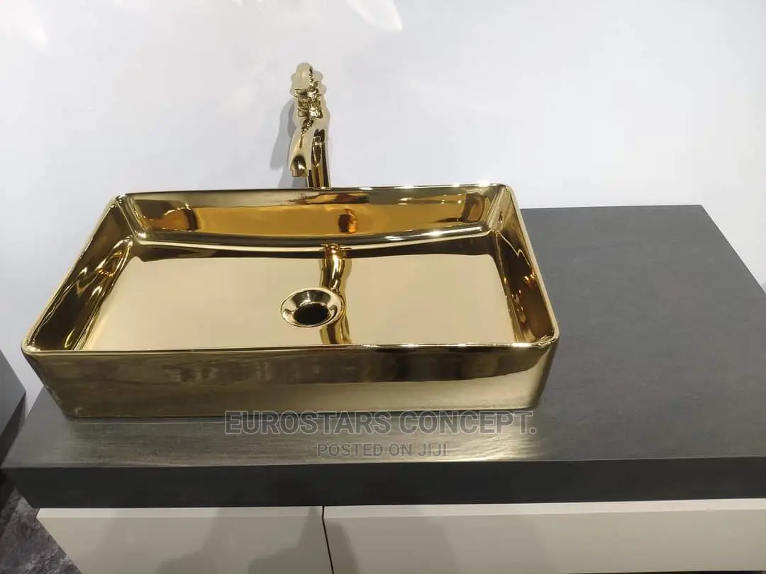 Shining Gold Ceramic Wash Hand Basin