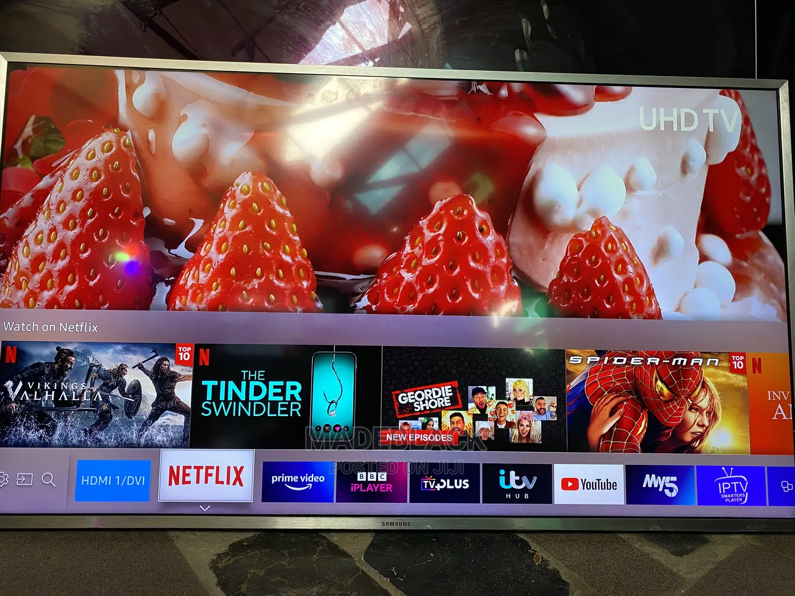 Samsung 40 Inches UHD Smart Tv
