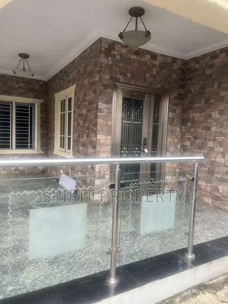 4bdrm Duplex in Magodo for rent