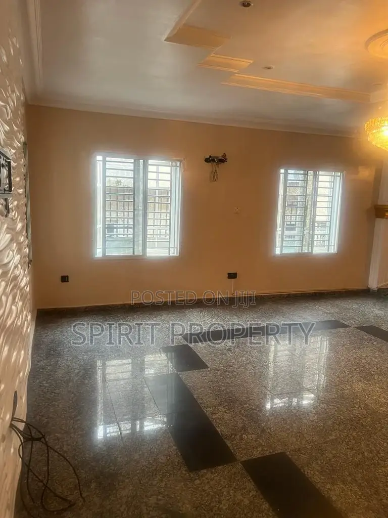 4bdrm Duplex in Magodo for rent