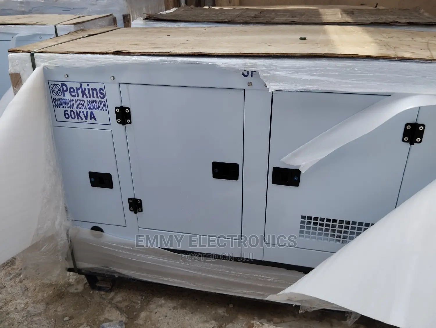 Perkins England Diesel Soundproof Generator 60kva