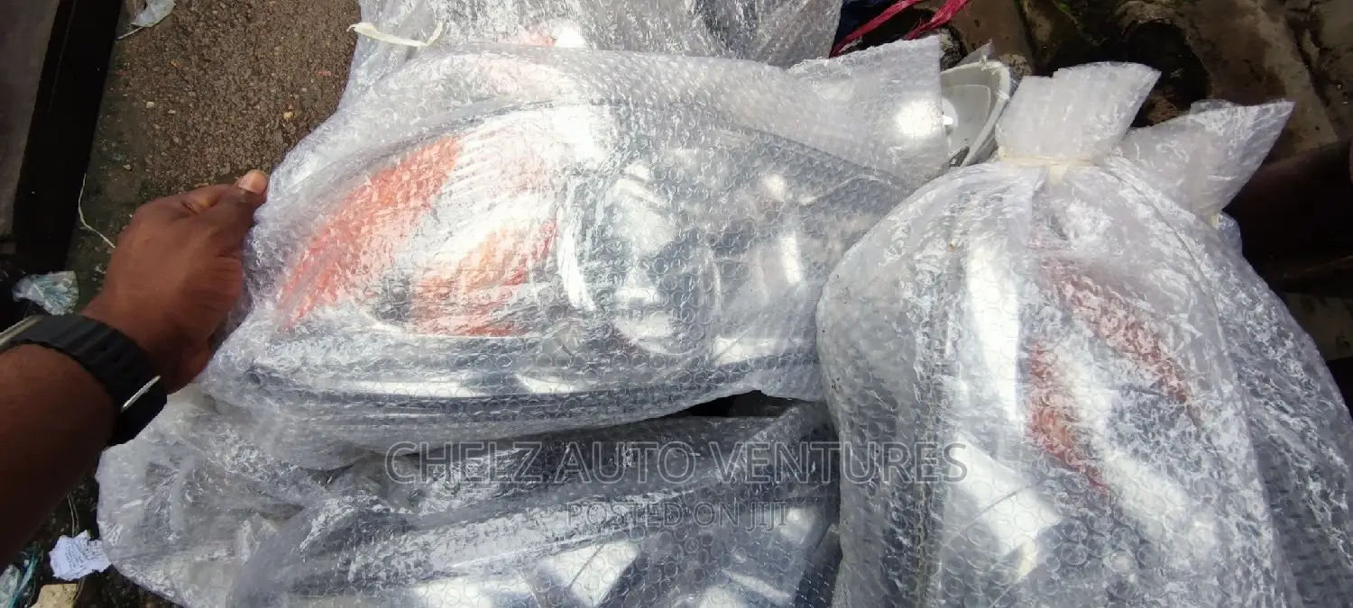 Head Lamps Toyota Corolla 2003 - 2007