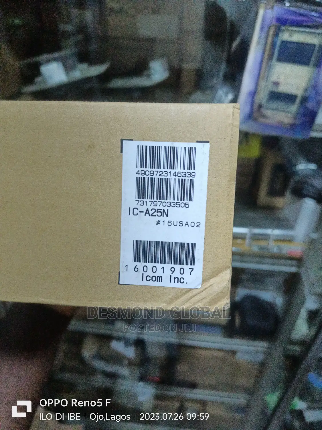ICOM A25 Airband Ground-to-Air Walkie Talkie