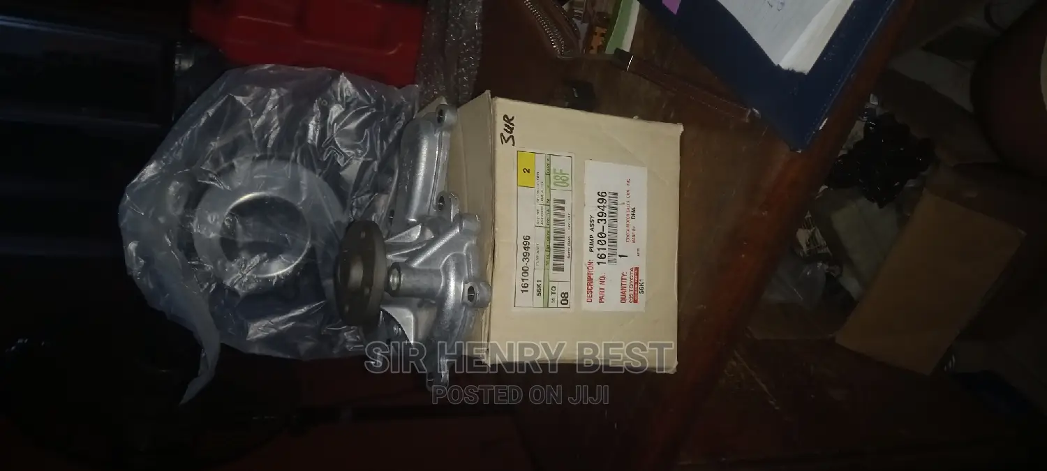 Water Pump Landcrusier and Lexus LS 570 3UR