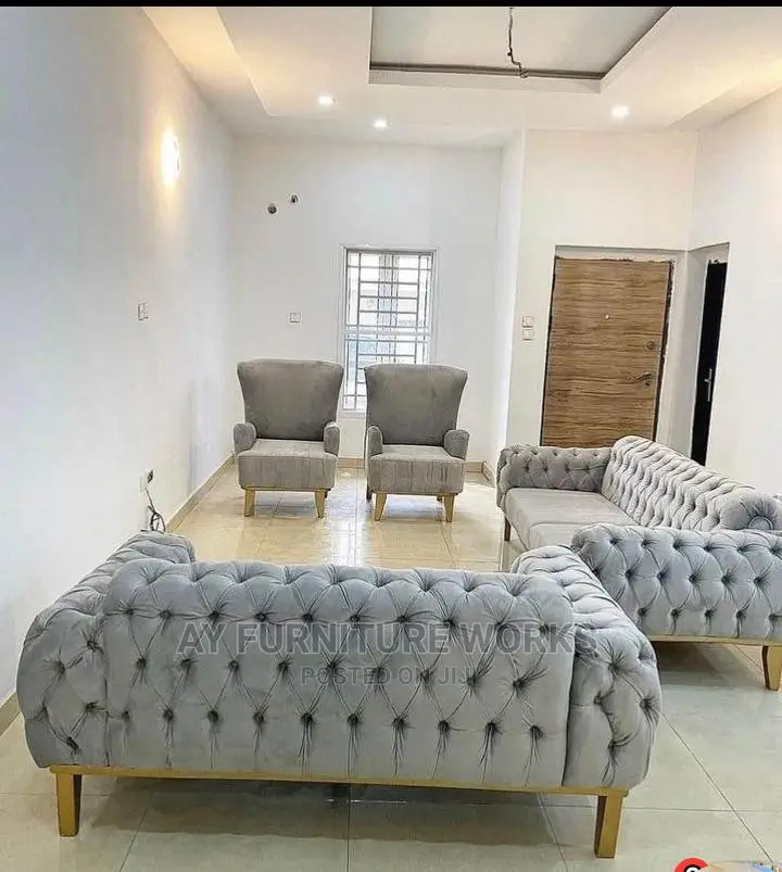 Luxury 7 Seater Living Room Fabric Made Royal Sofa Chair.
