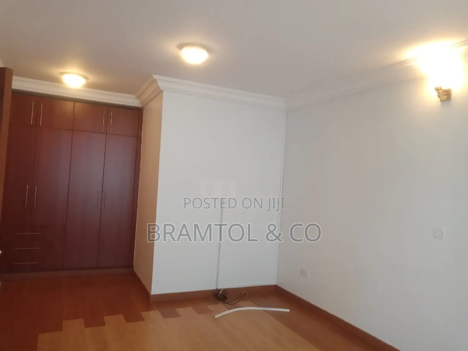 3bdrm Block of Flats in With Bq, Maitama for rent