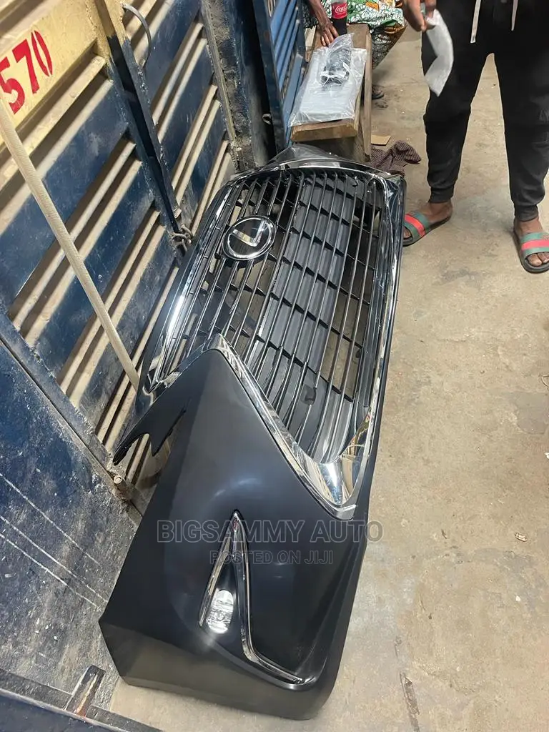 Es 350 2017 / 2018 Bumper