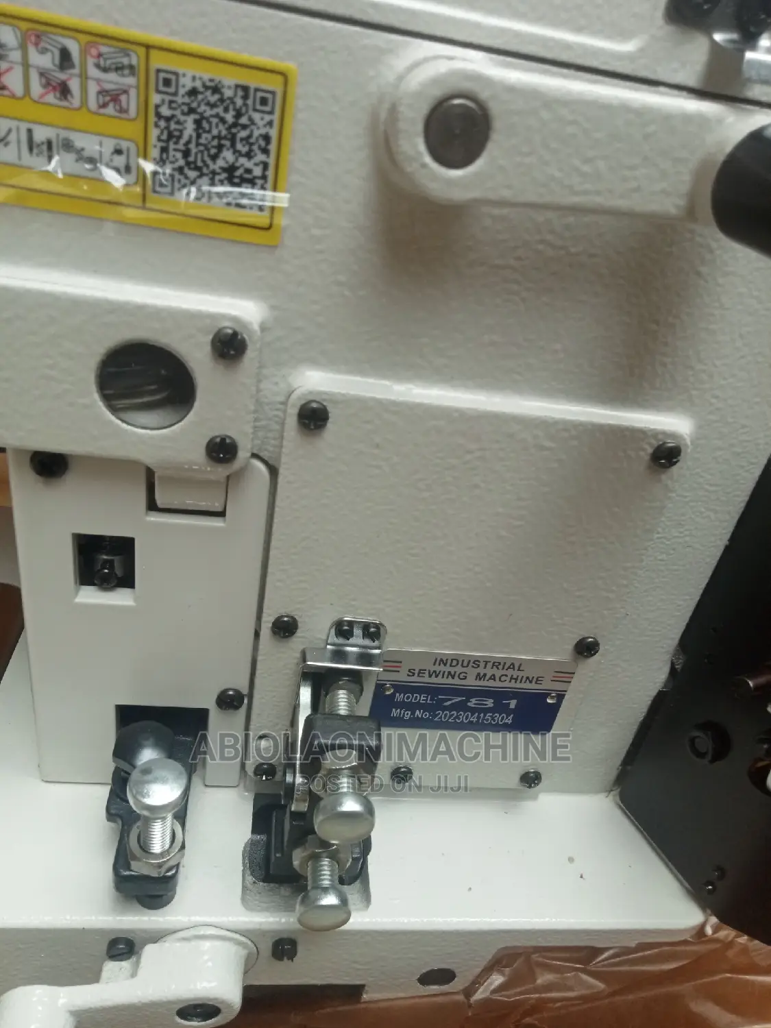 Four Lion Industrial Buttonhole Machine