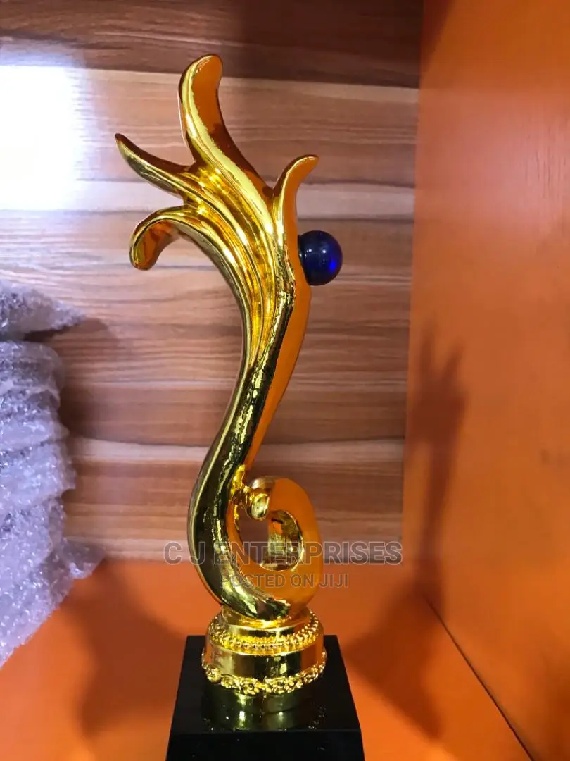 Trophy Award Plaque D45