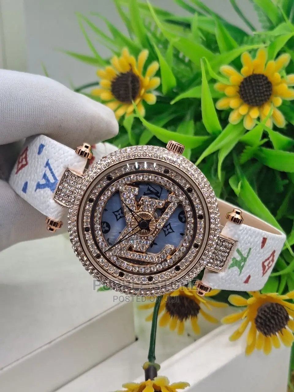 Louis Vuitton Female Leather Wristwatch