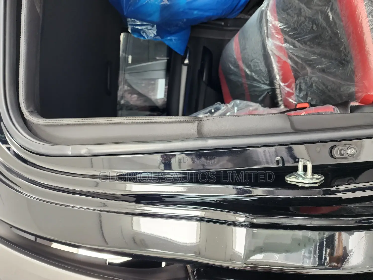 New Toyota Hilux 2023 Black