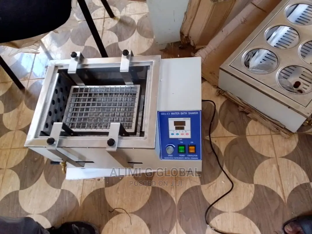 Water Bath With Shaker