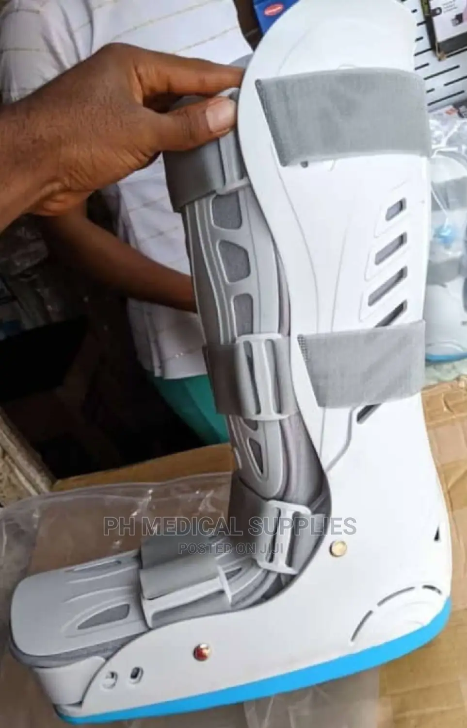 Aircast Boots or Vacuum Boots