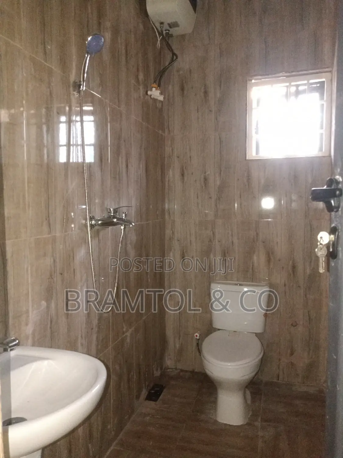 2bdrm Block of Flats in Idu Industrial for rent