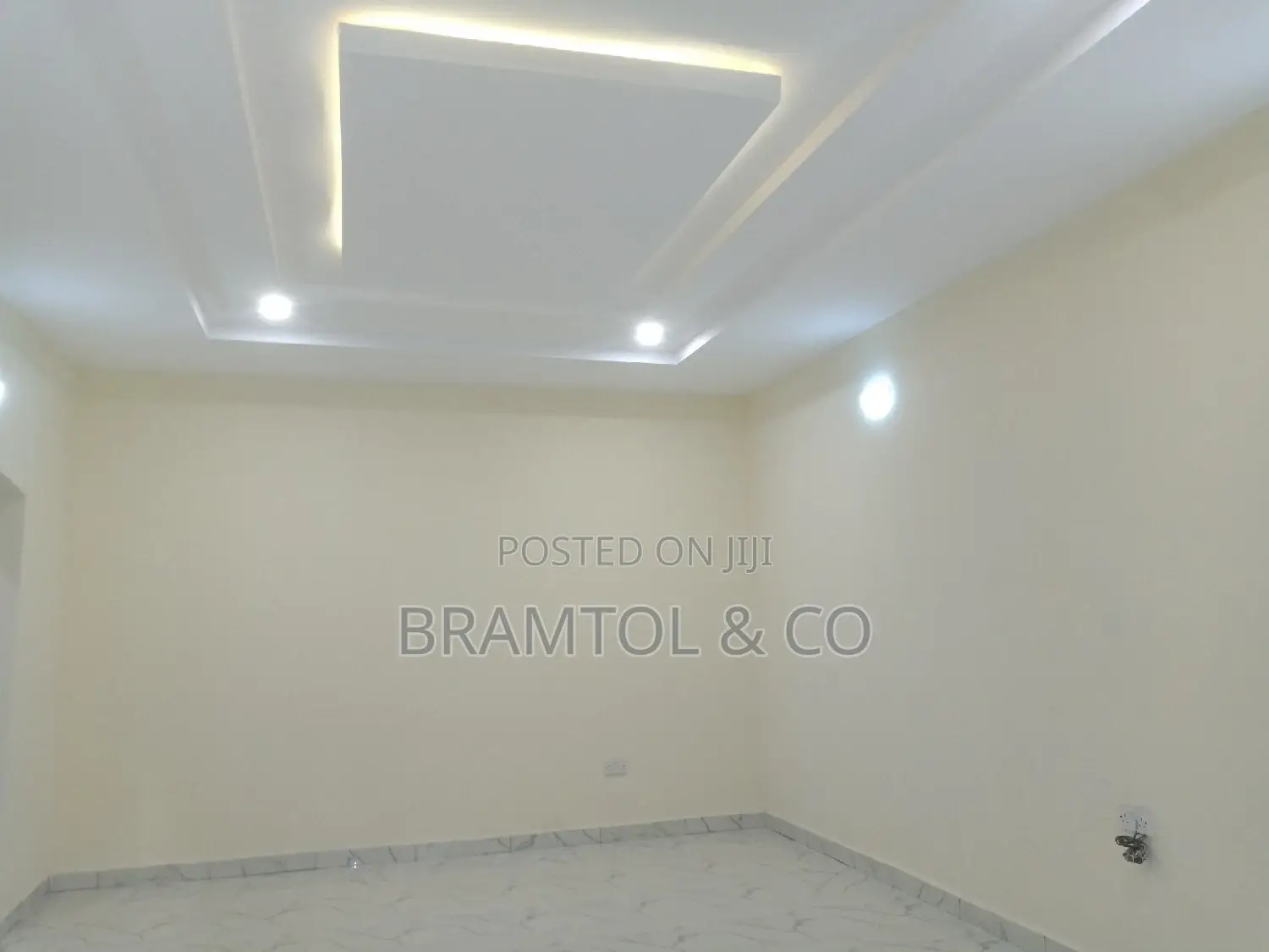 2bdrm Block of Flats in Idu Industrial for rent