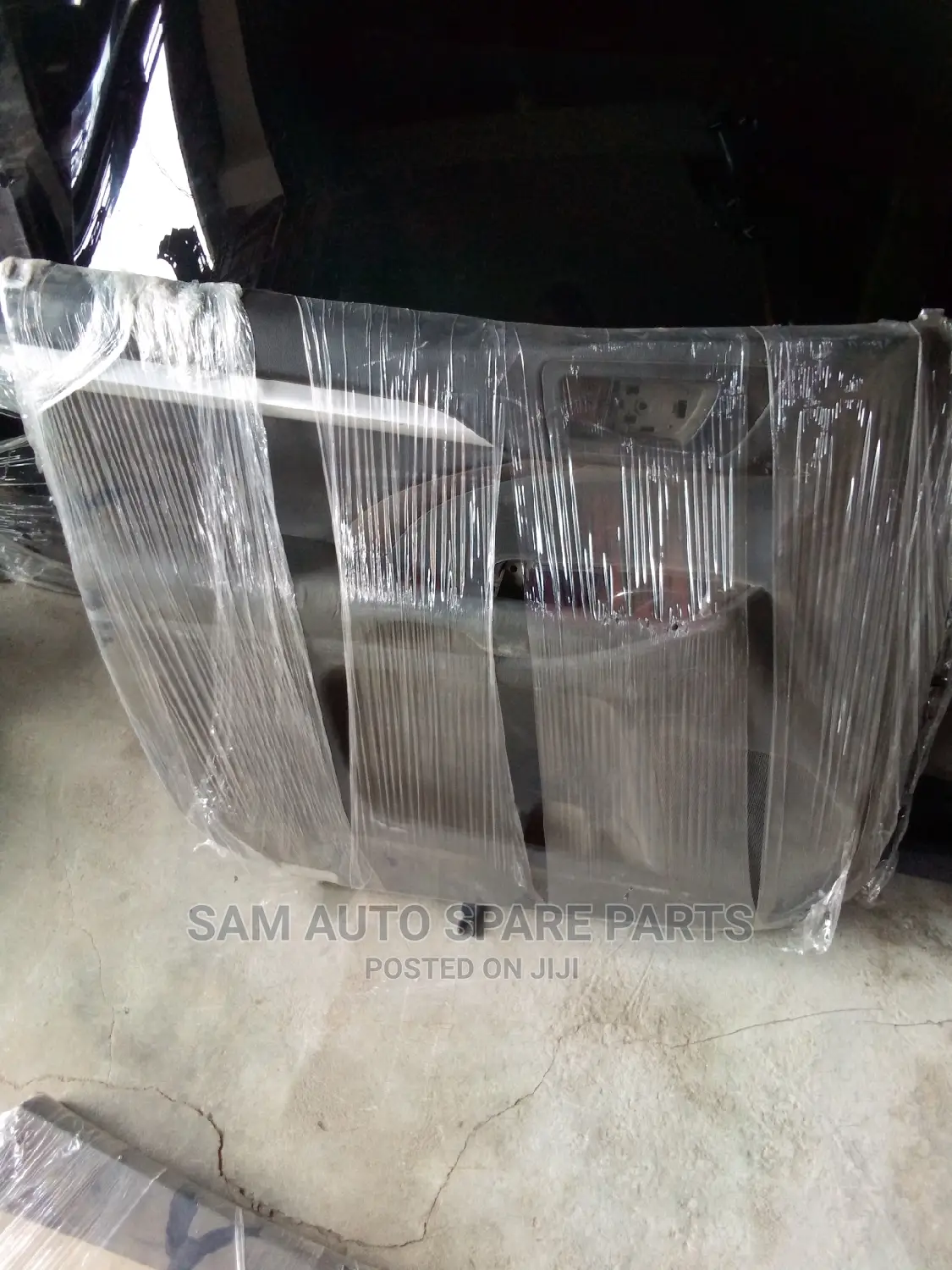 Toyota Highlander Door Mat Front Left 2014 Model