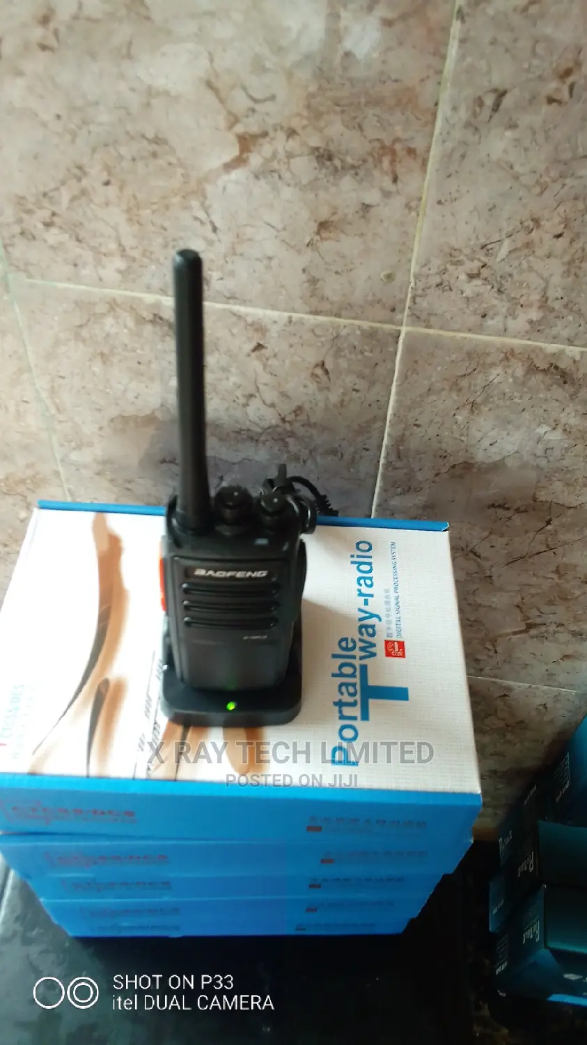 Walkie Talkie Baofeng Bf-T99 Plus