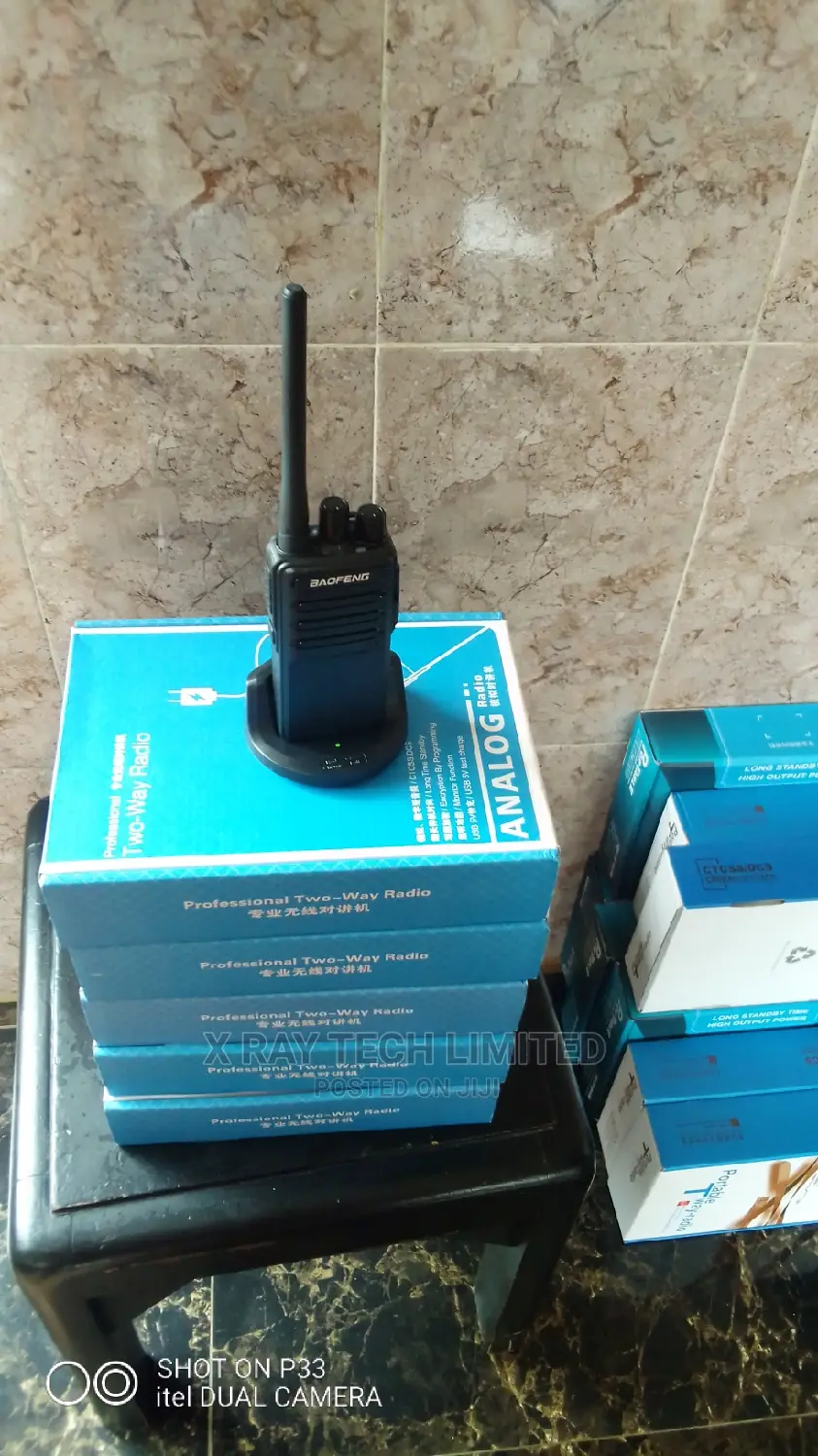 Walkie Talkie Baofeng BF-C5