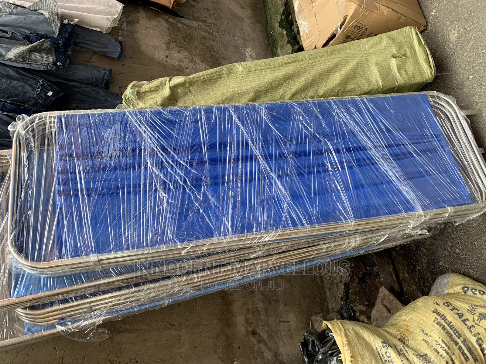 Foreign Wardscreen