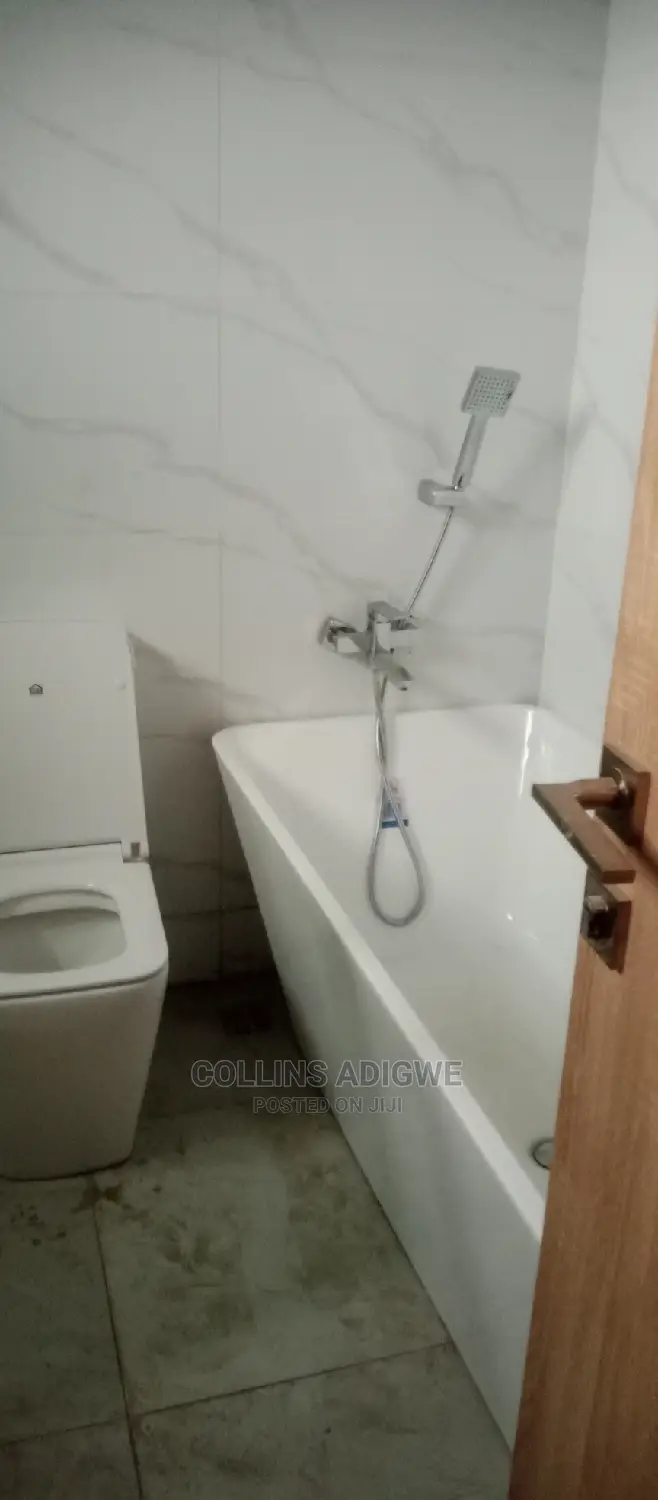 4bdrm Townhouse/Terrace in Abraham Adesanya for sale