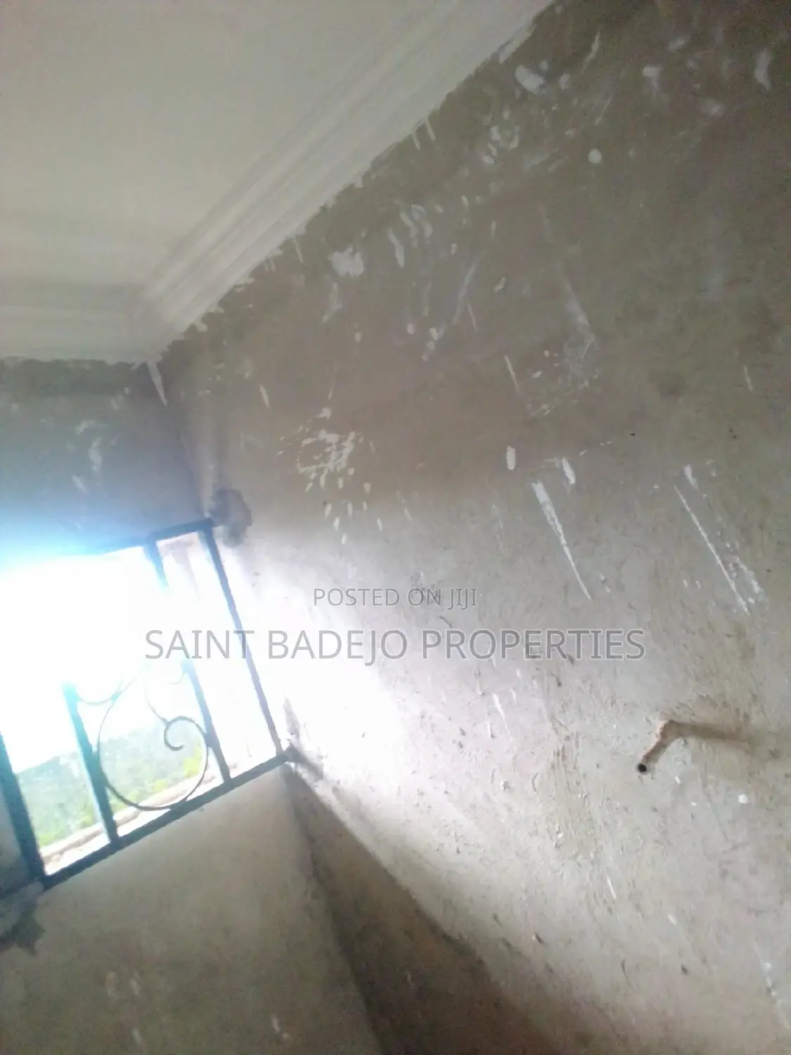 4bdrm Block Of Flats In Glo Side Estate, Gberigbe For Sale