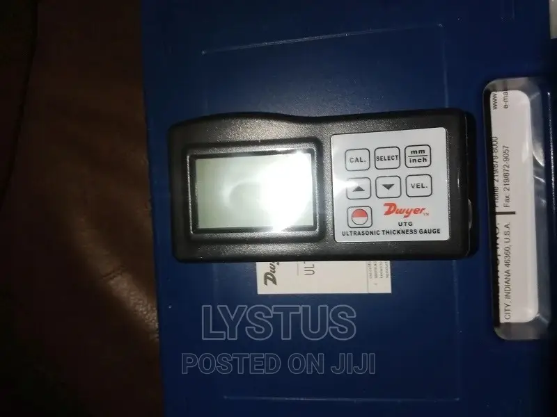 Ultrasonic Thickness Gauge (Dweyer)