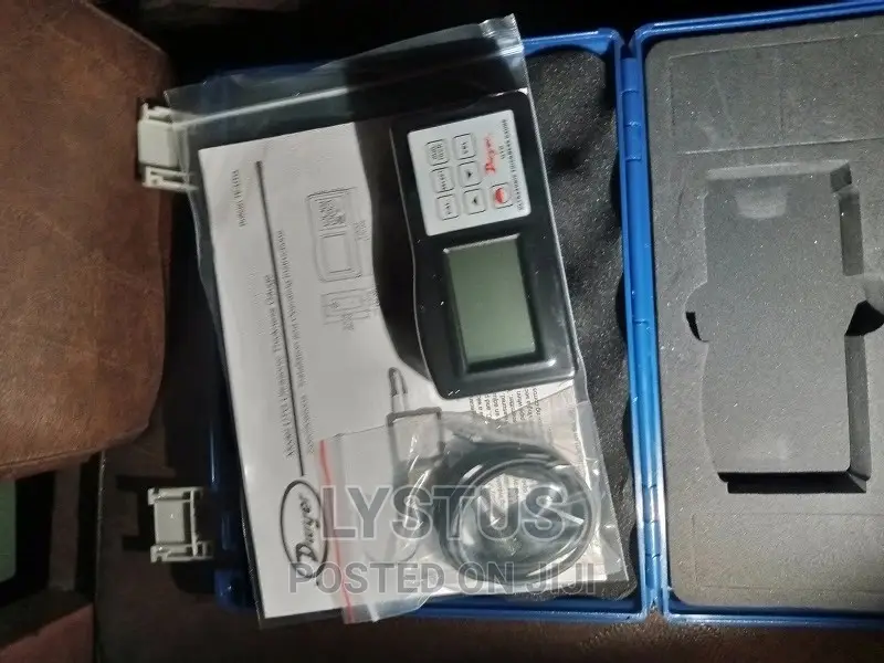 Ultrasonic Thickness Gauge (Dweyer)