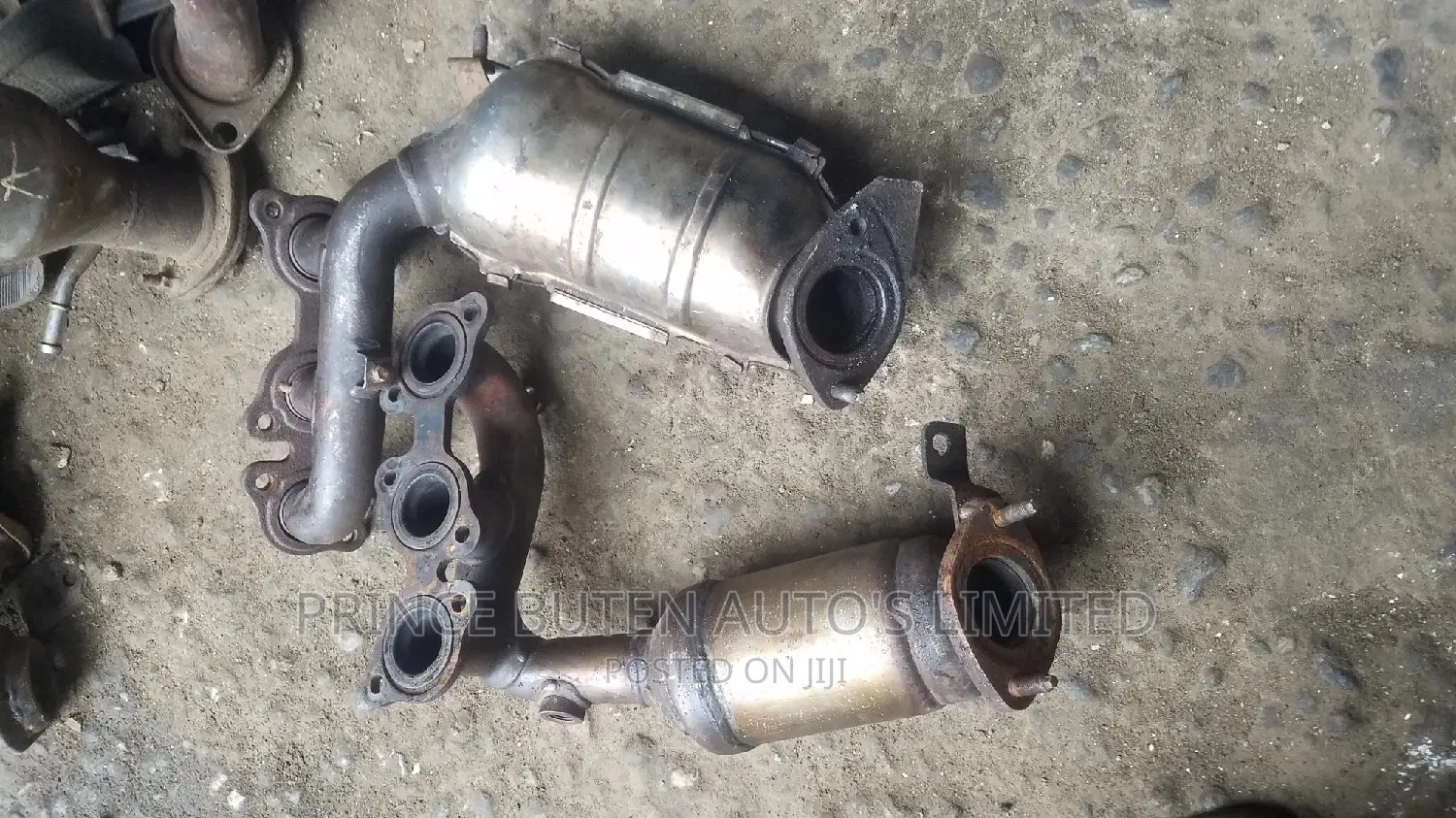 Manifold Catalyst Sienna 2005 2wheel Drive