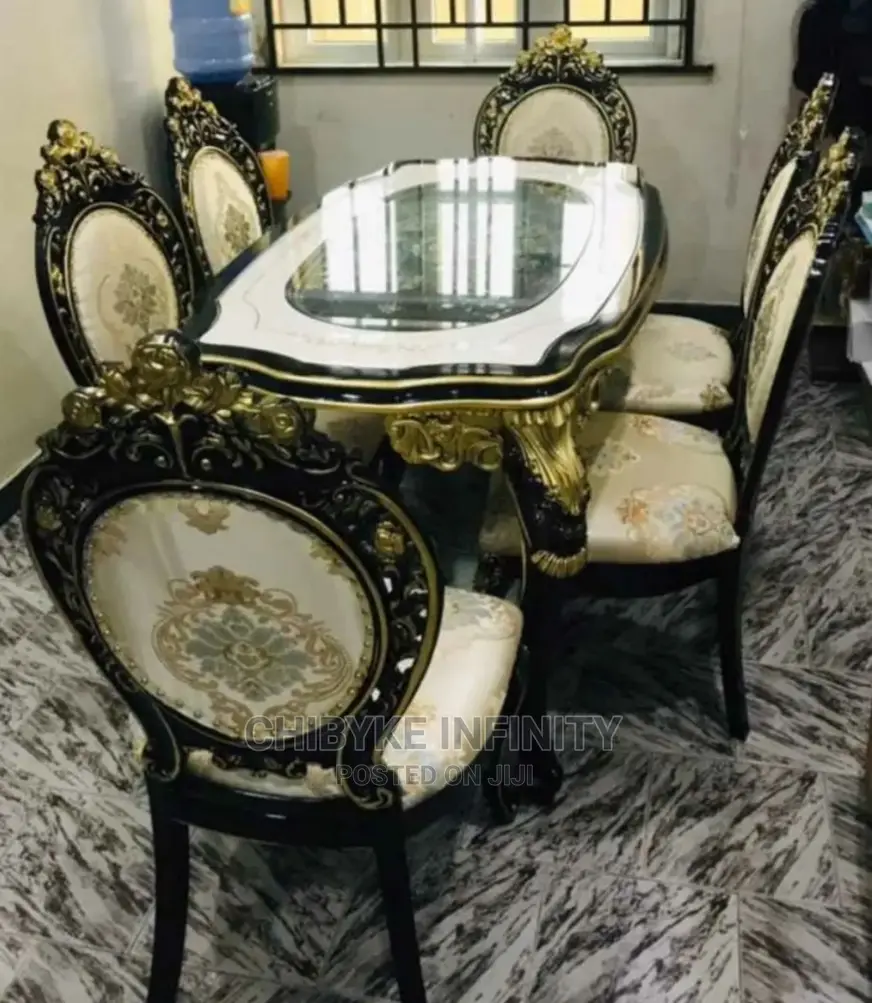 Classic Royal Dining Table With 6 Chairs