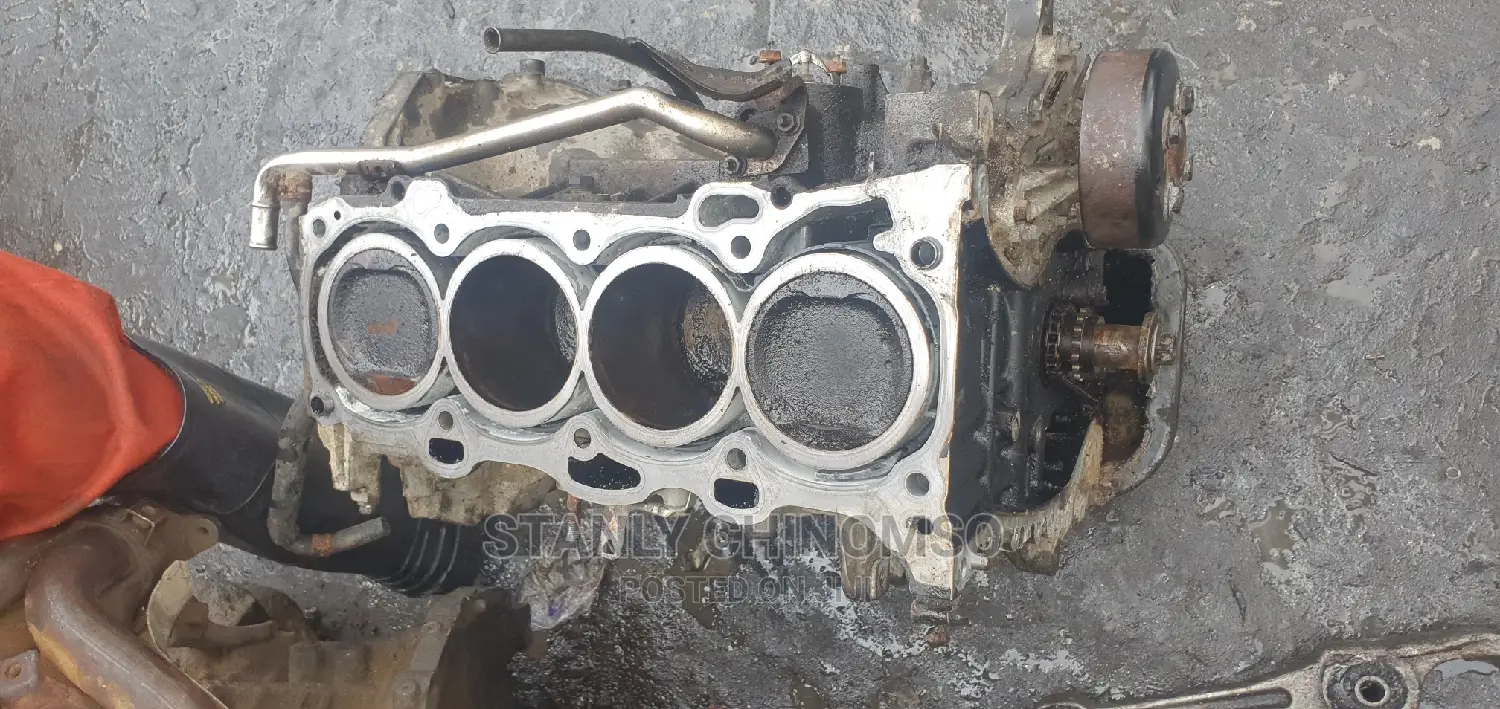 Half Engine for Toyota Camry 2.4 2.7 Model 2az