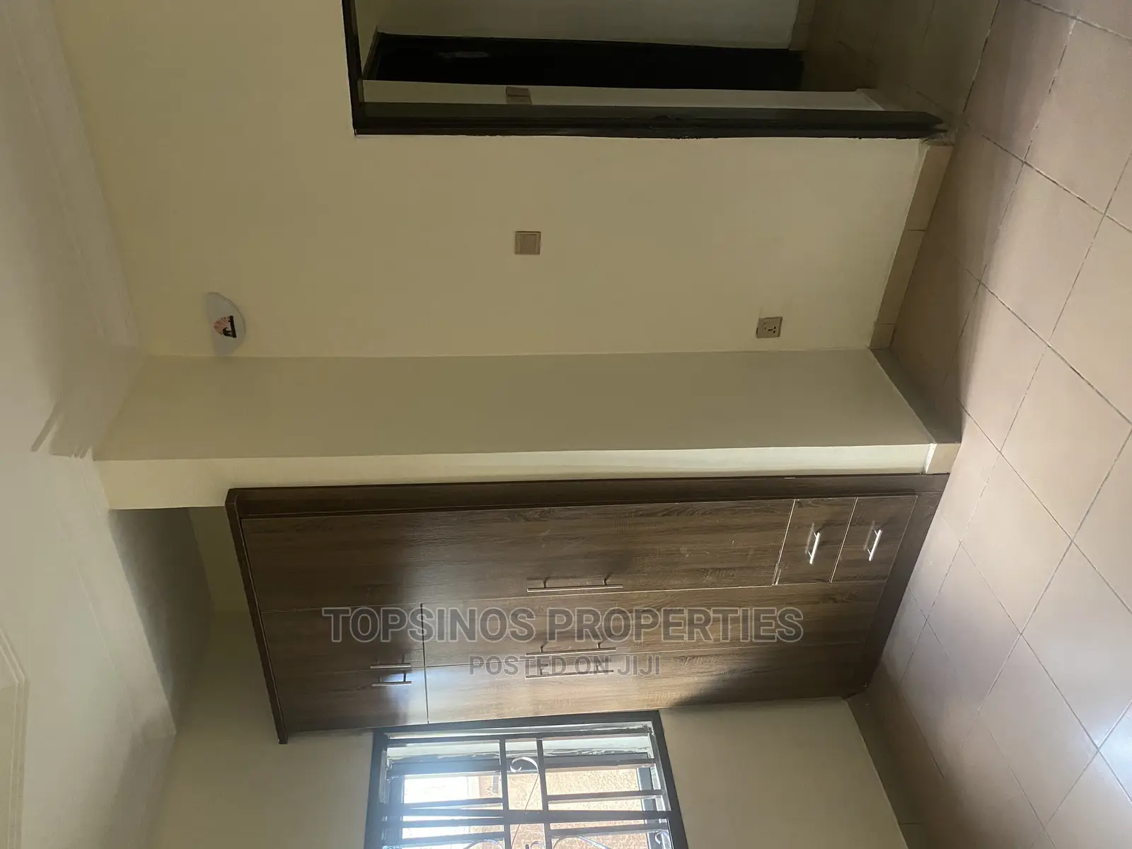 1bdrm Block of Flats in Dawaki for rent