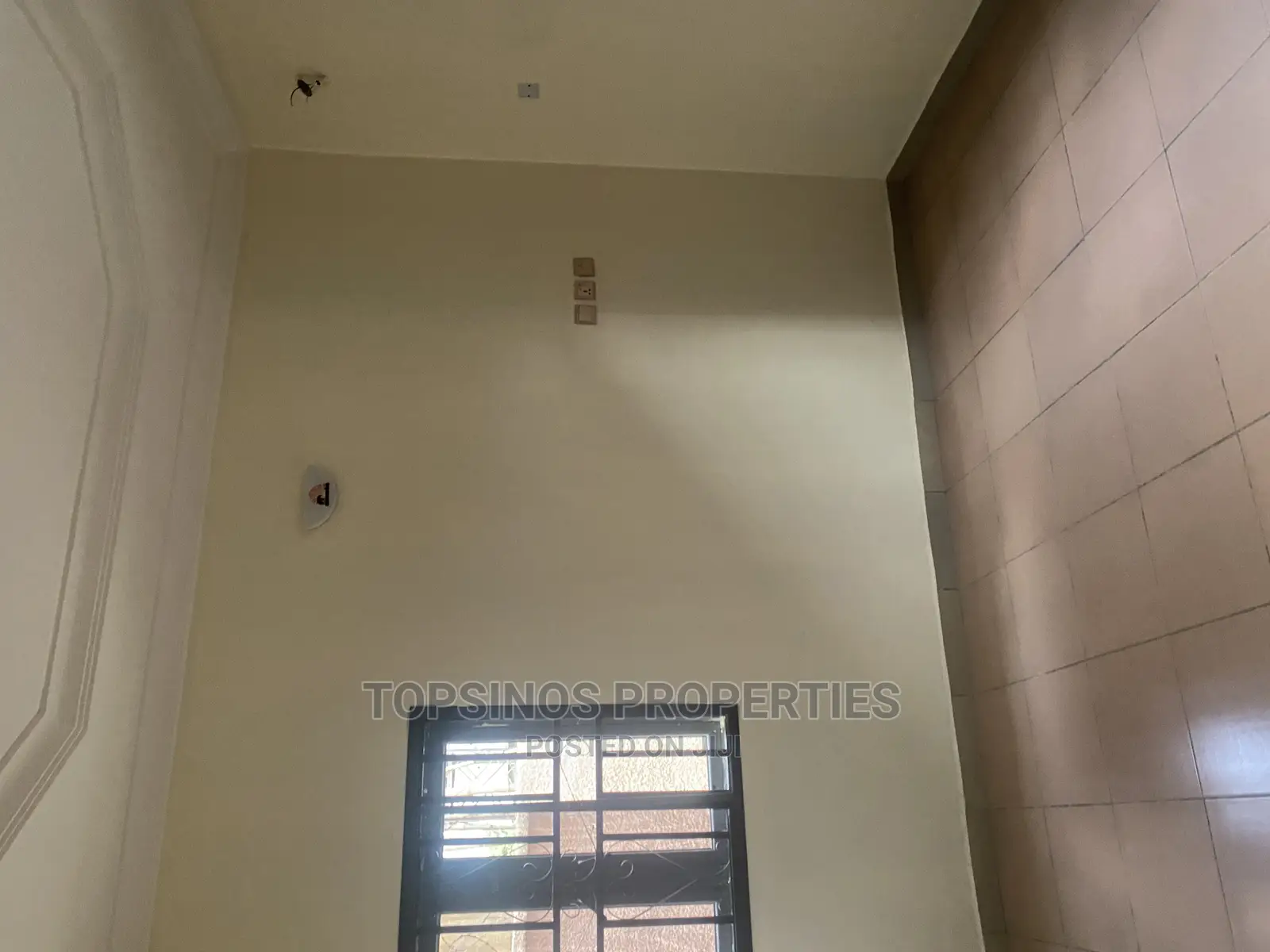 1bdrm Block of Flats in Dawaki for rent