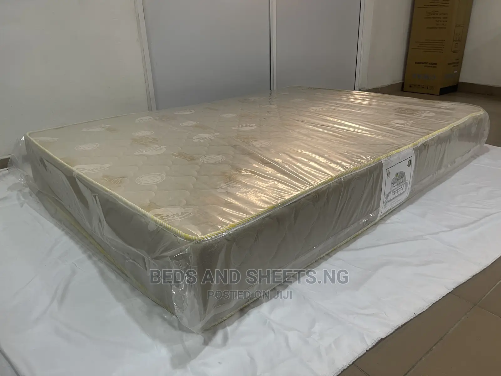 Original Mouka Regina Semi-Orthopedic 6by4.5by10 With 5 Yrs Warranty