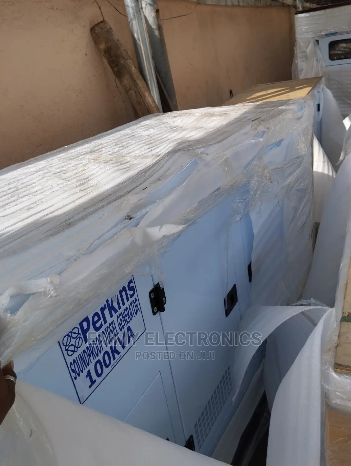 Brand New Perkins 100kva Diesel Soundproof Generator
