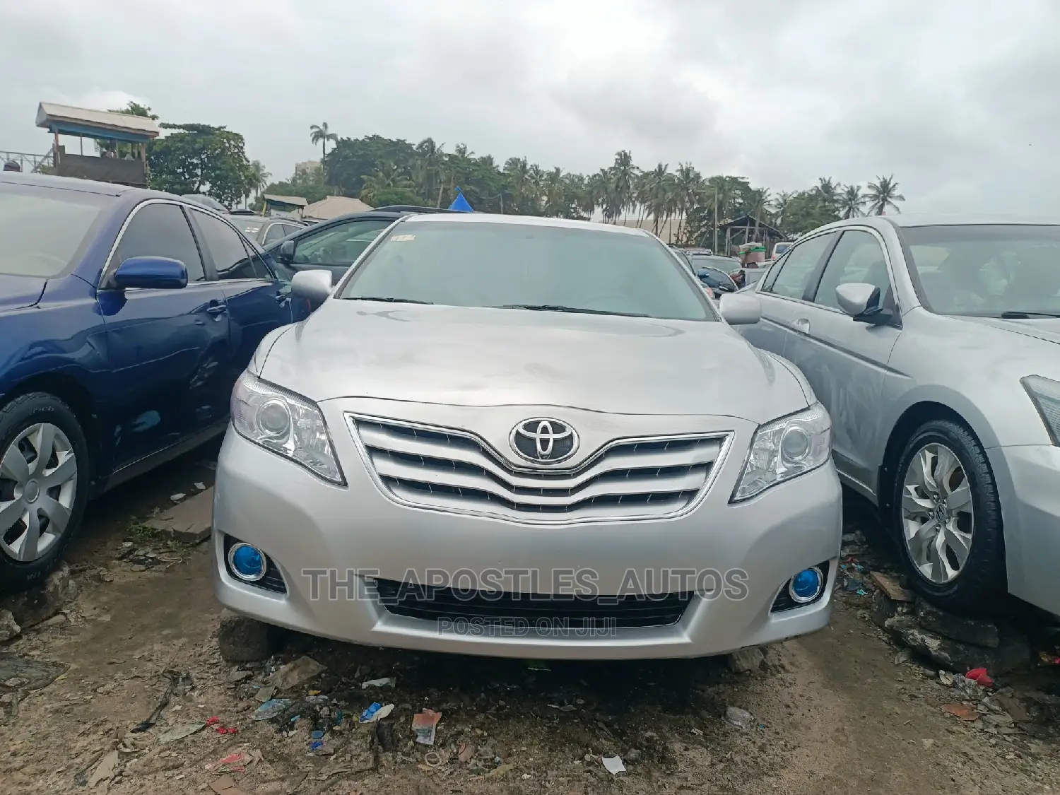 Toyota Camry 2010 Silver