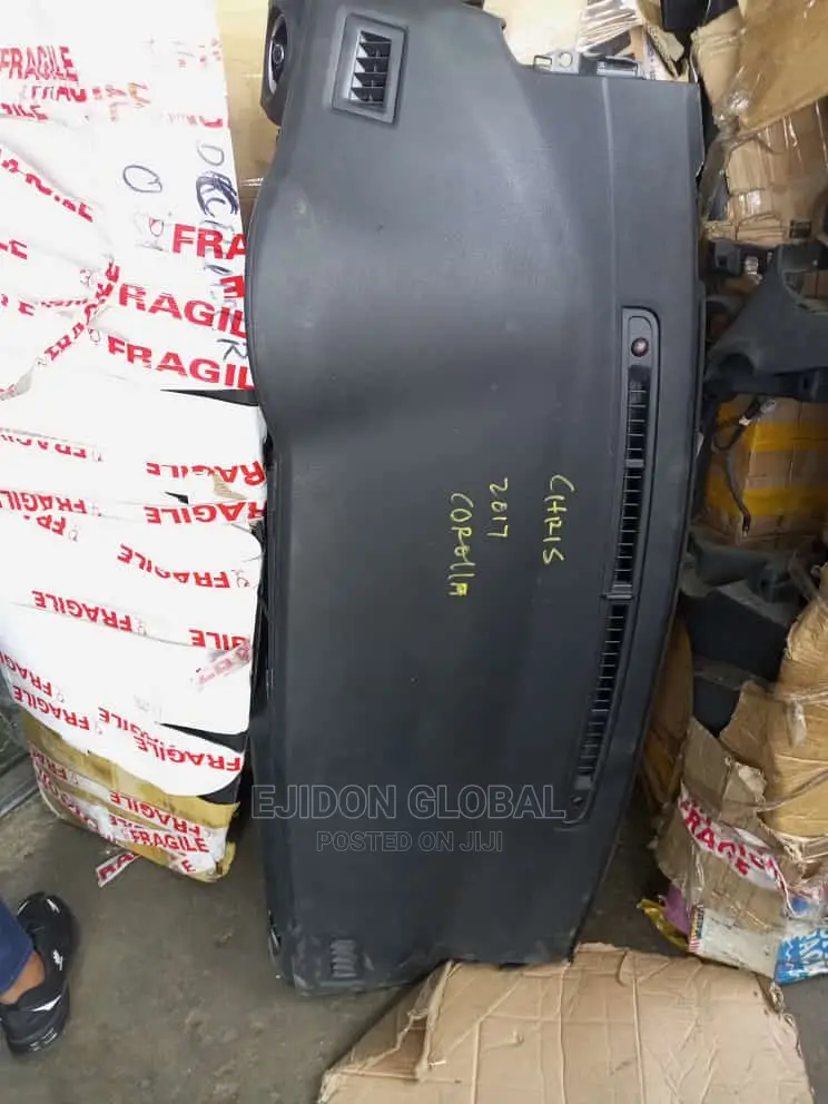 Dashboard Toyota Corolla 2017 2018 2019