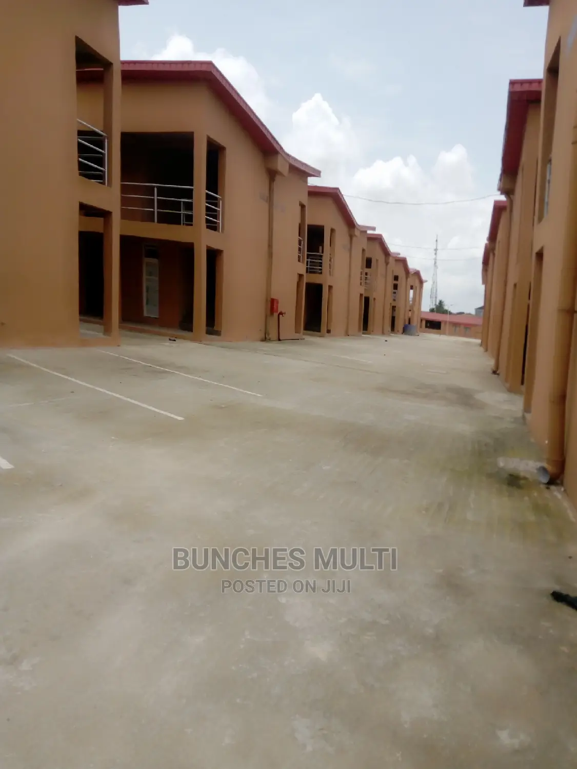 International Market Shops for Sales in Ketu