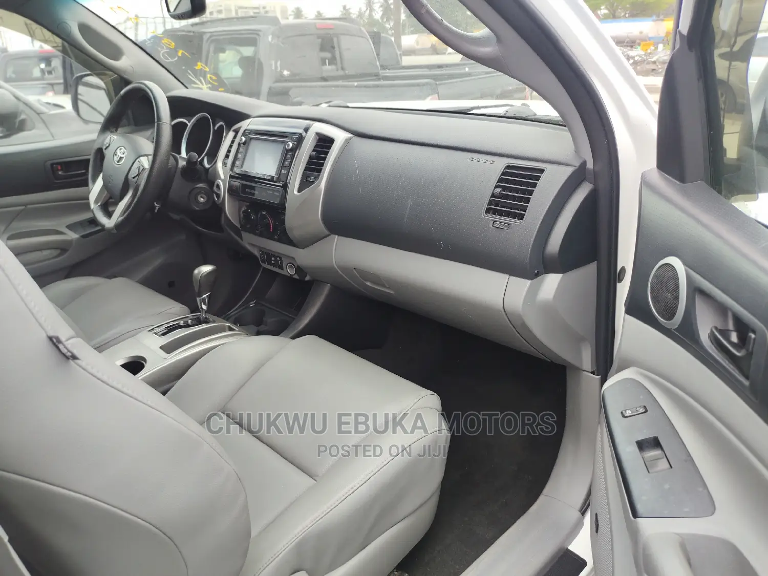 Toyota Tacoma 2015 White