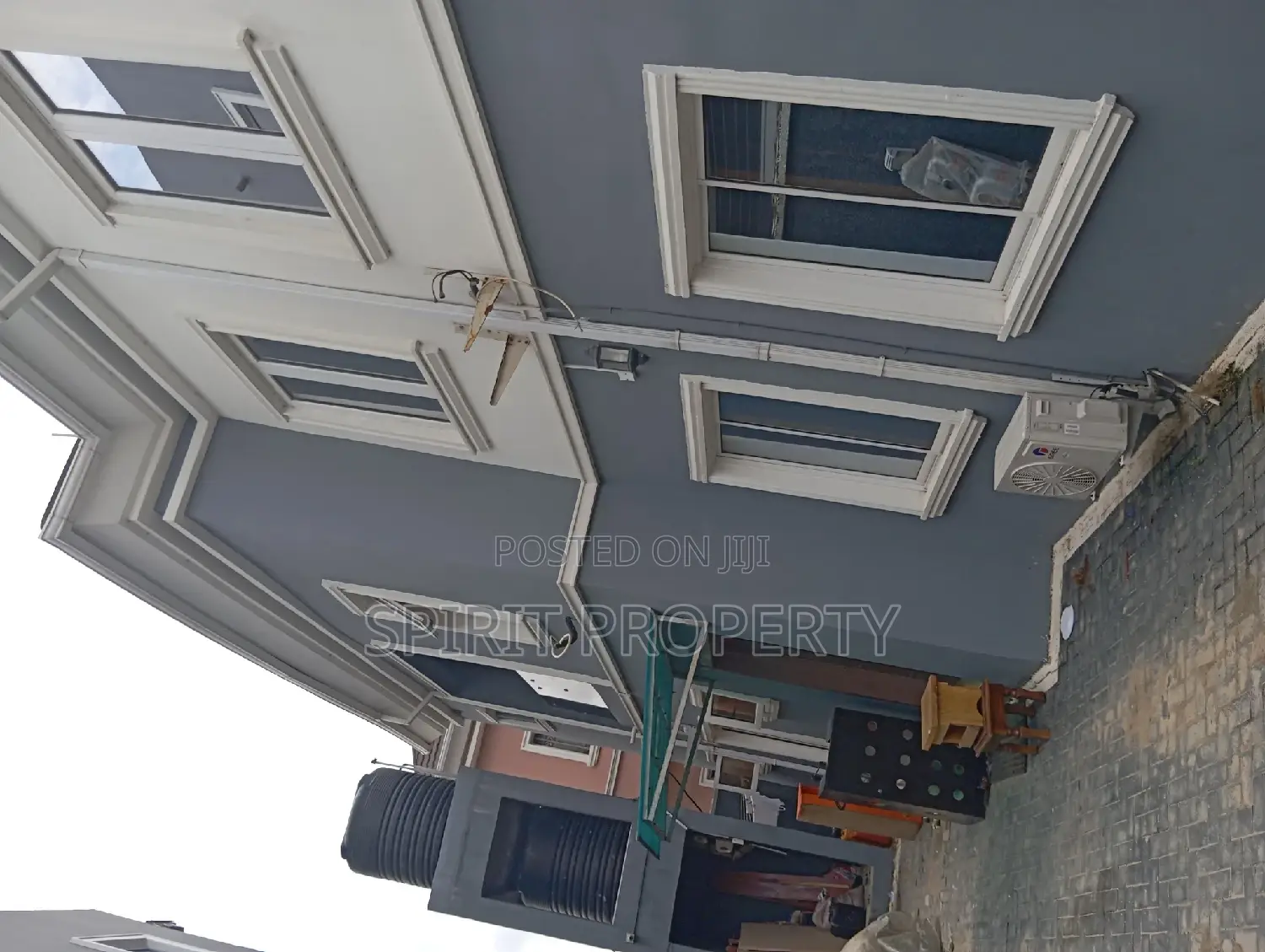 4bdrm Apartment in Ogudu for rent