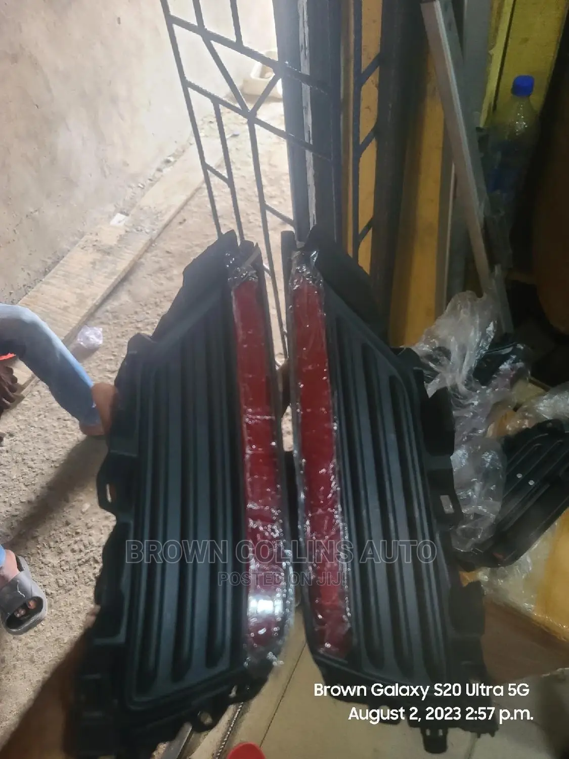 Back Bumper Reflector Landcruiser 2023