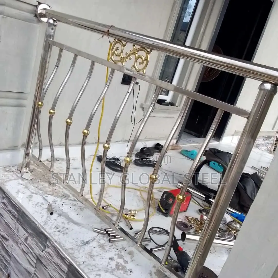 Stainless Handrails Bely Curve