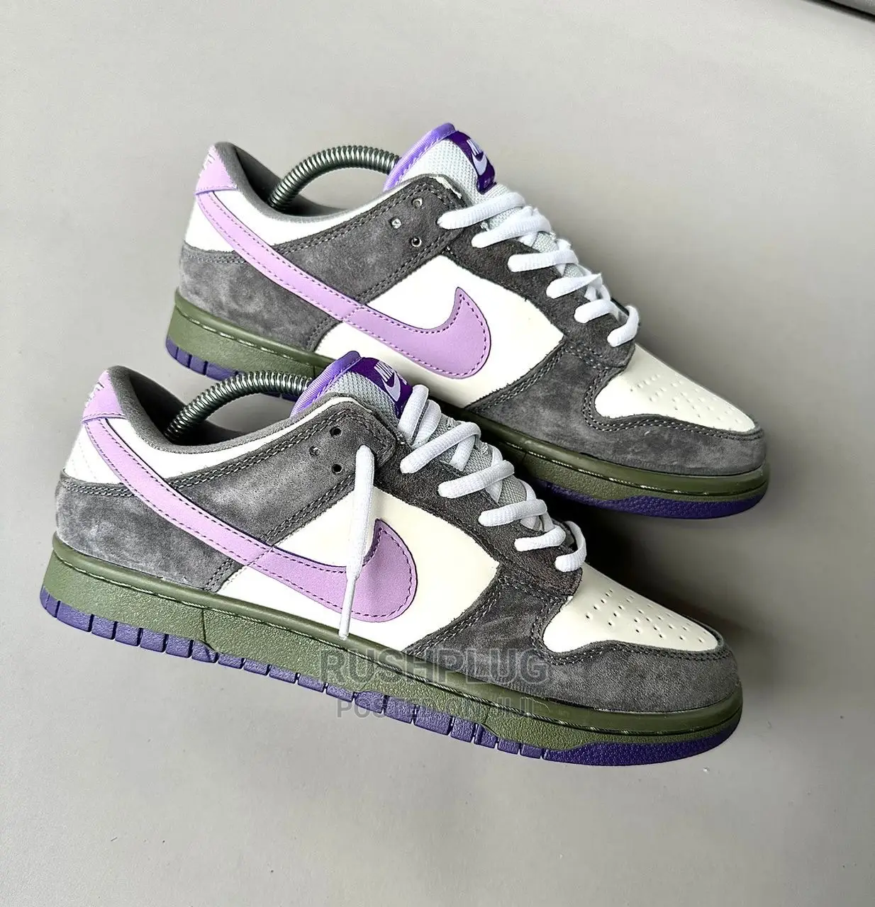Nike Sb Dunk Low “Purple Pigeon” Sneakers