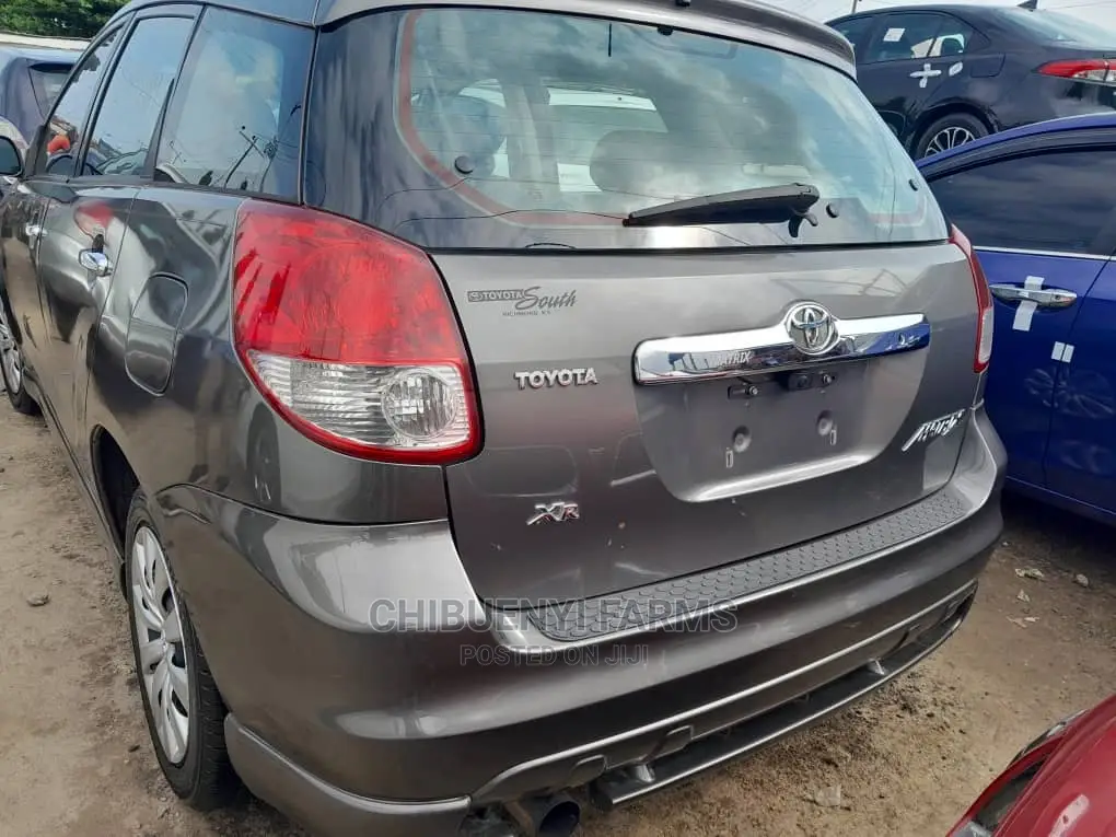 Toyota Matrix 2005 Gray
