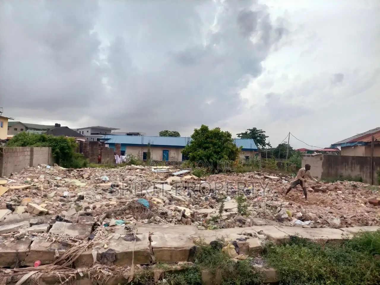 A plot of Land in Magodo Phase 2 for Sale