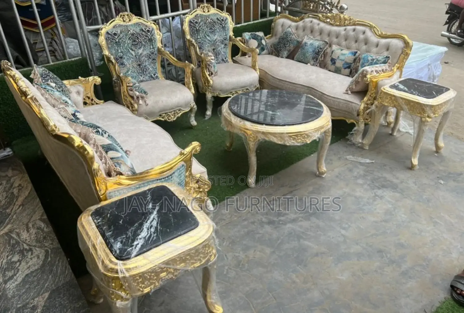 Luxury 7 Seater Living Room Fabric Made Royal Sofa Chair.