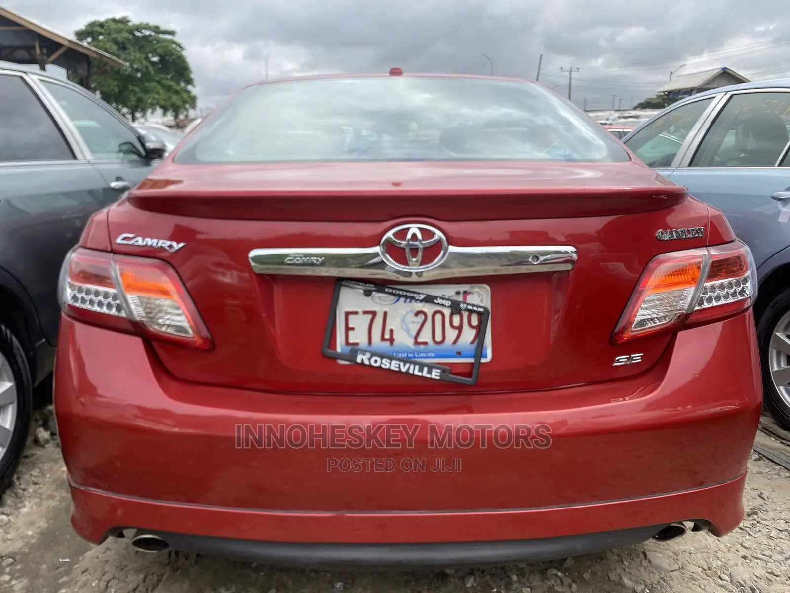Toyota Camry 2011 Red